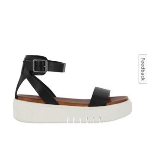 Mia Lunna Sandals NWT